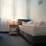 Otel Esplanade Garni