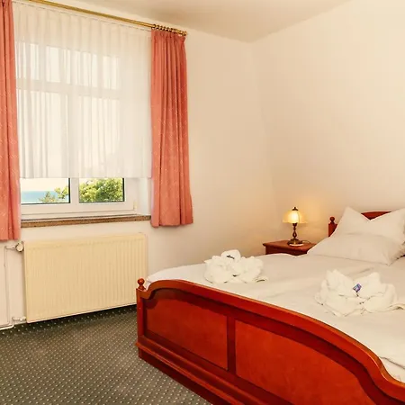 Esplanade Garni 3* Ostseebad Kühlungsborn