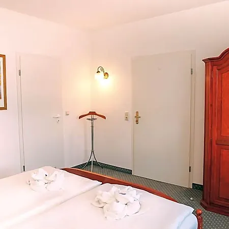 Esplanade Garni Otel 3*