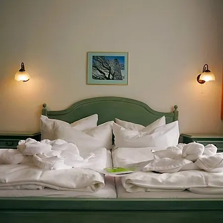 Esplanade Garni 3*