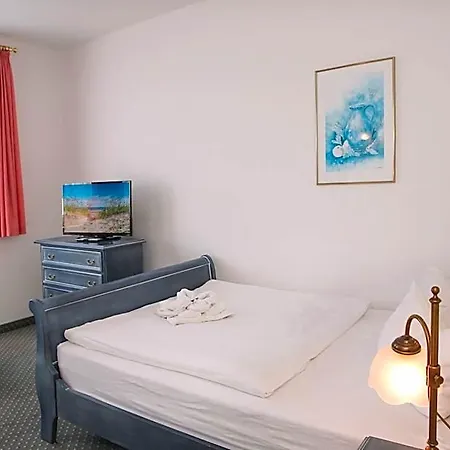 Esplanade Garni Hotel Ostseebad Kühlungsborn
