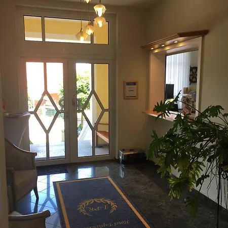 호텔 Esplanade Garni